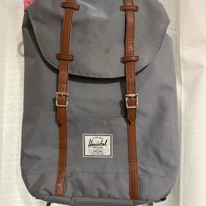 Hershel 21L backpack